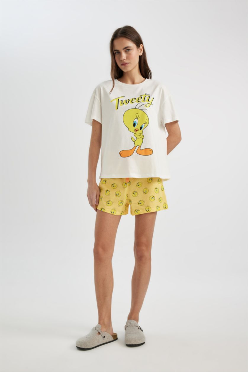 Kadın Sarı Looney Tunes Pijama Takım Kısa Kollu Üst  Şort Beli Lastikli Alt -Fall in Love