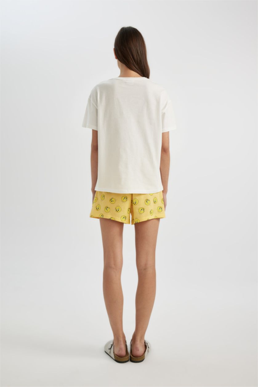 Kadın Sarı Looney Tunes Pijama Takım Kısa Kollu Üst  Şort Beli Lastikli Alt -Fall in Love