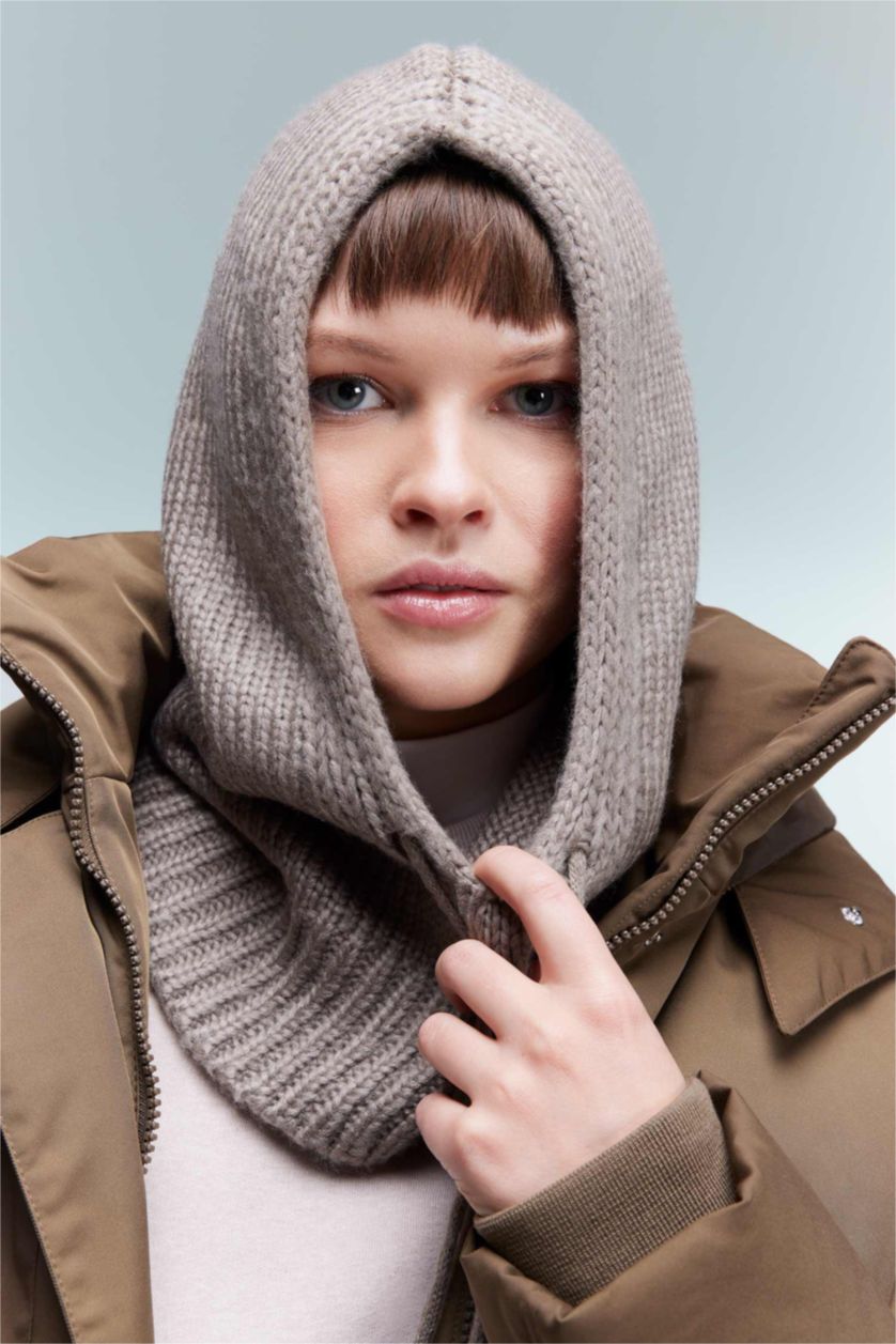 Woman Beige Woman Scarf