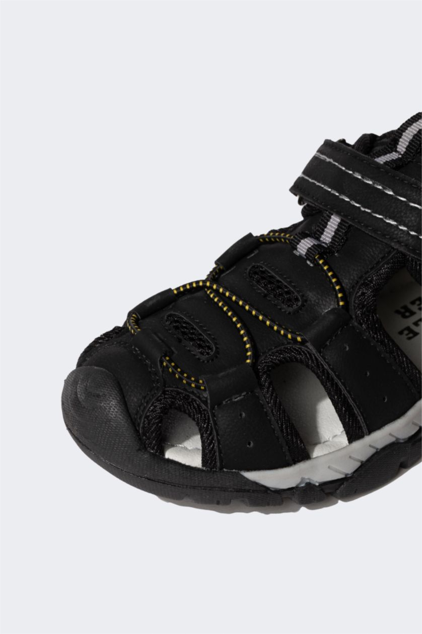 GARÇONS Noir Sandales à Scratch avec Semelle Crantée pour Garçon