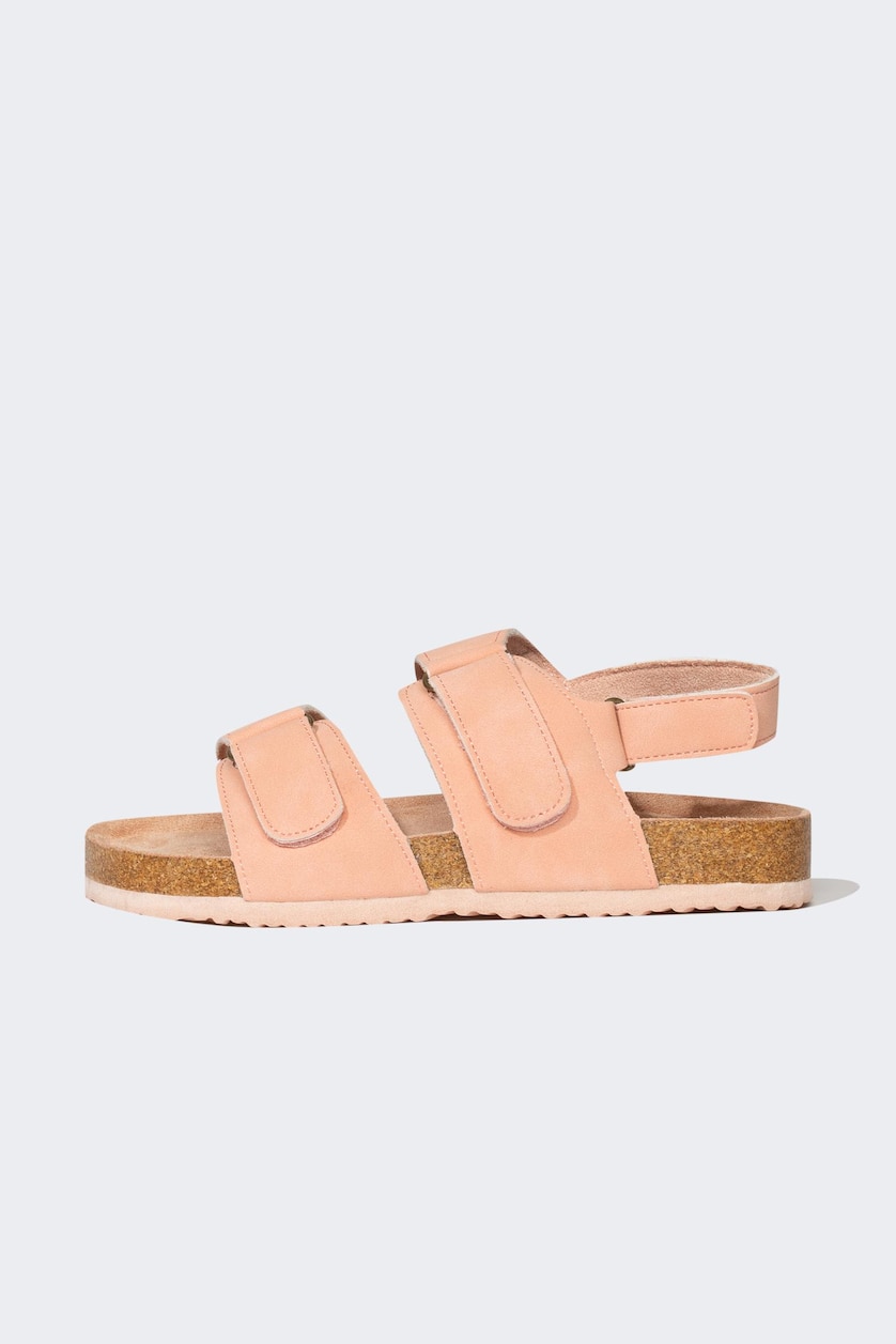 بناتي PEACH صندل جلد صناعي