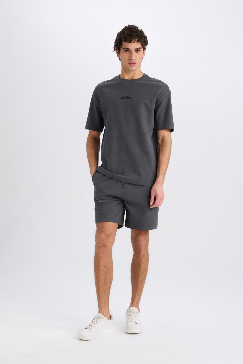 MAN Anthracite Regular Fit Regular Hem Shorts