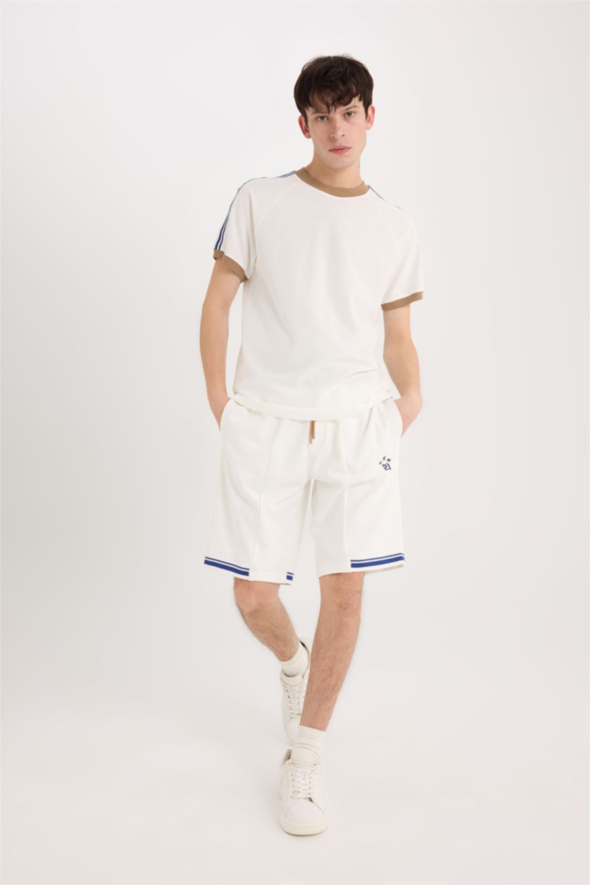 Man Ecru Regular Fit Regular Leg Shorts