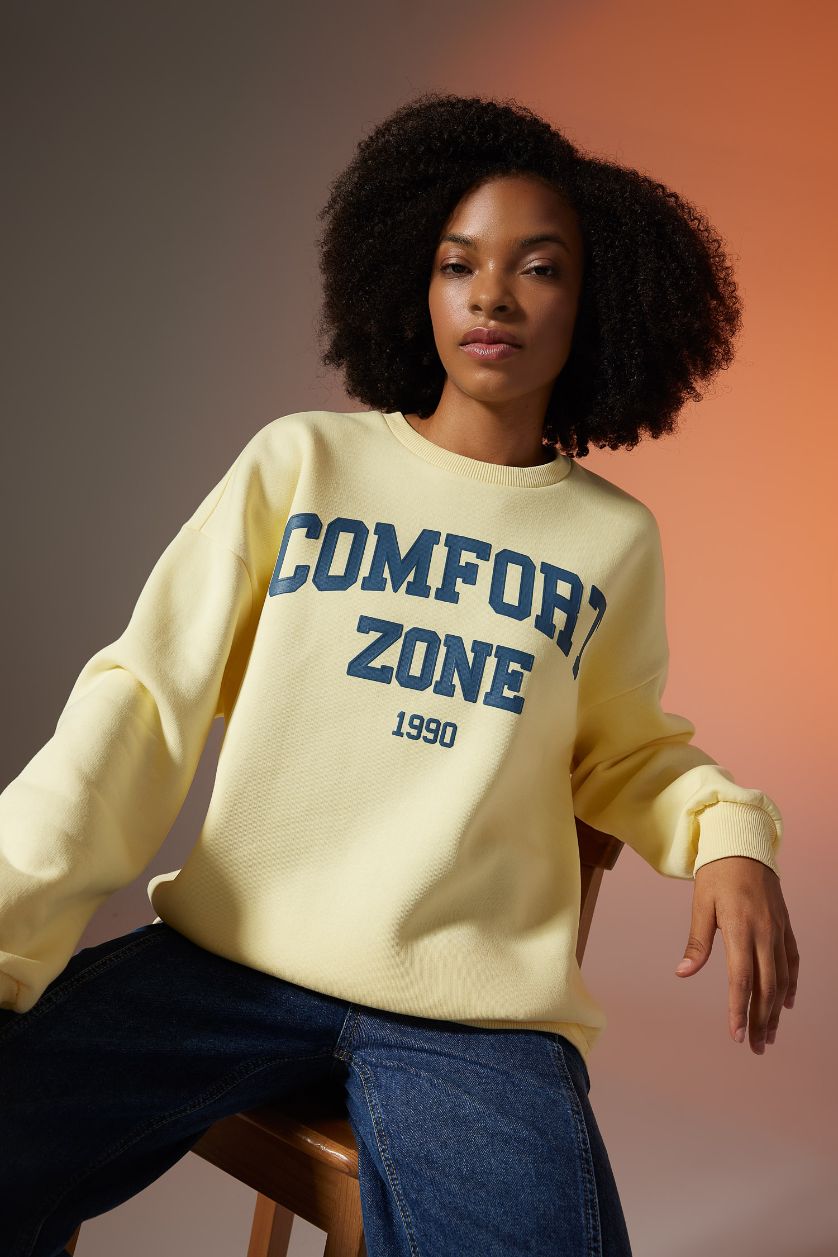 WOMAN Light Yellow Oversize Fit Crew Neck Printed Thick Fabric Sweatshirt