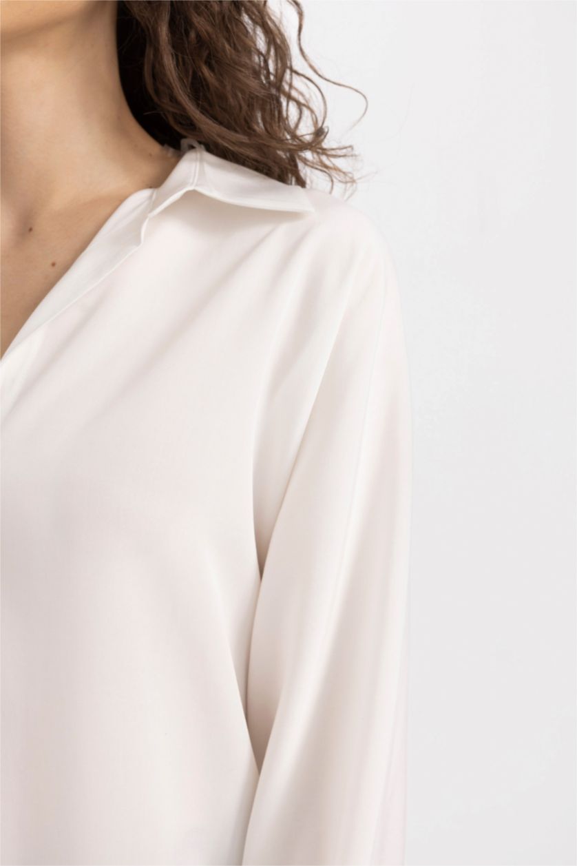 WOMAN White Loose Fit Shirt Collar Sensual Long Sleeve Shirt