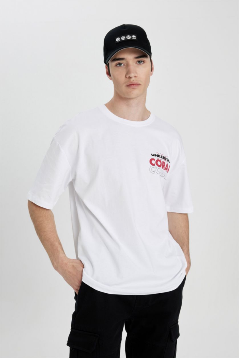 Man White Oversize Crew Neck Back Printed T-Shirt