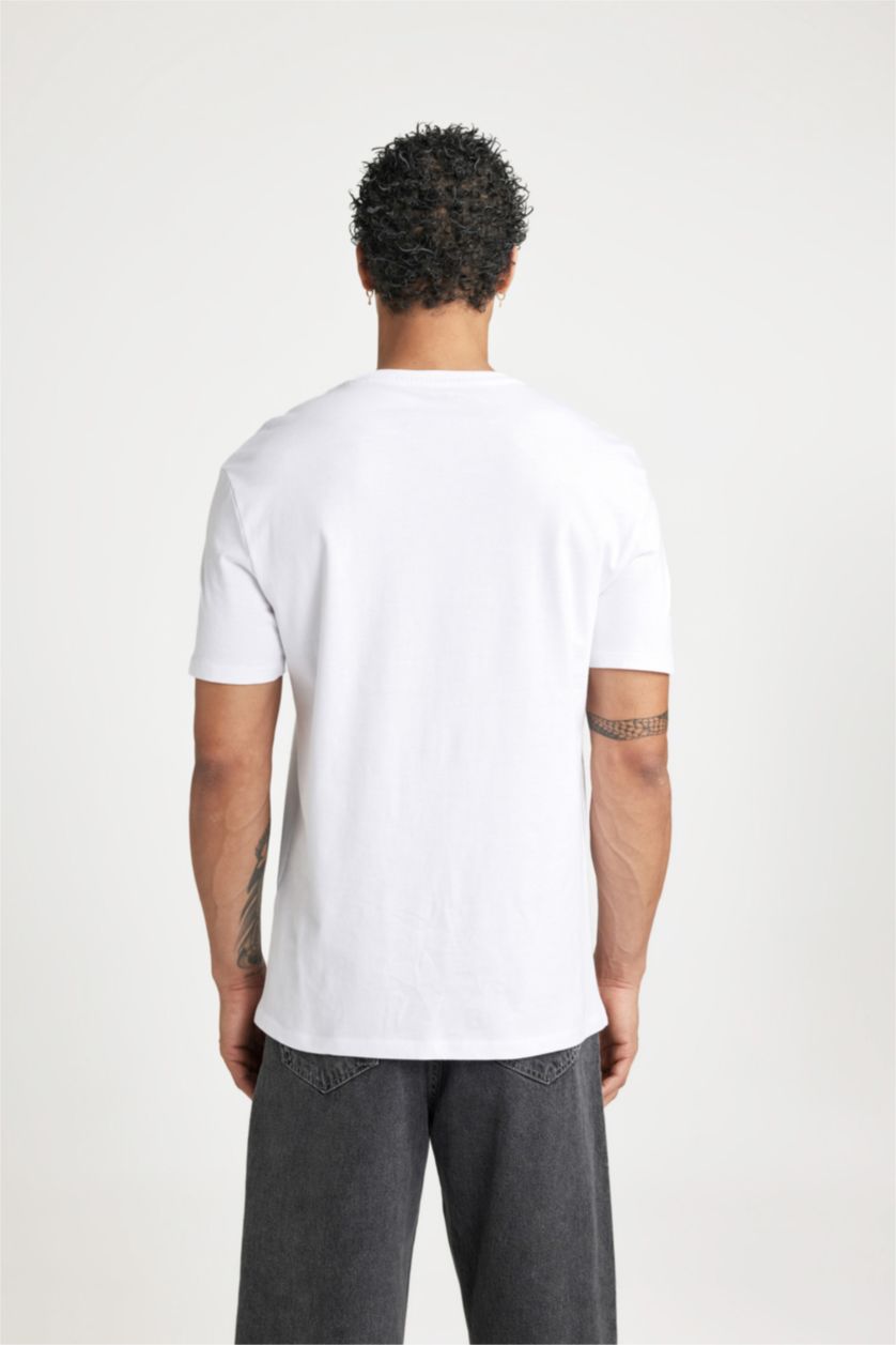 Erkek Beyaz Regular Fit Bisiklet Yaka Baskılı Kısa Kollu Tişört