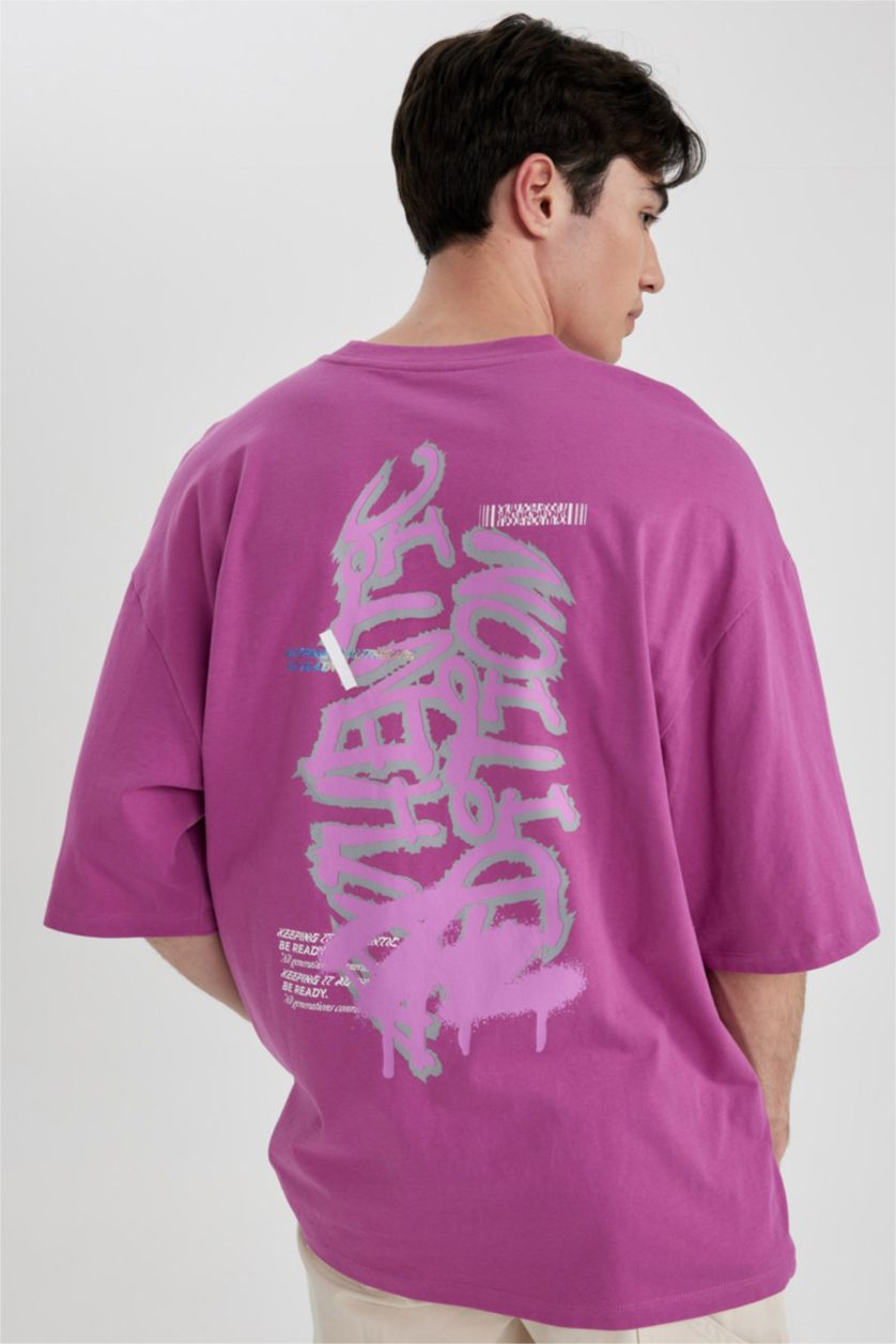 Man Purple Loose Fit Crew Neck Back Printed T-Shirt