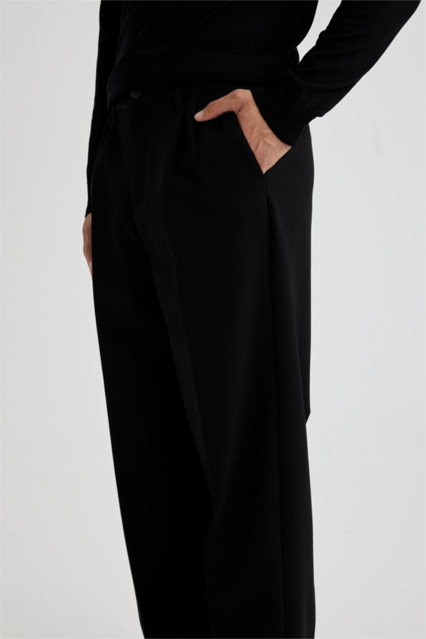 رجال أسود بنطرون قصة مريحة