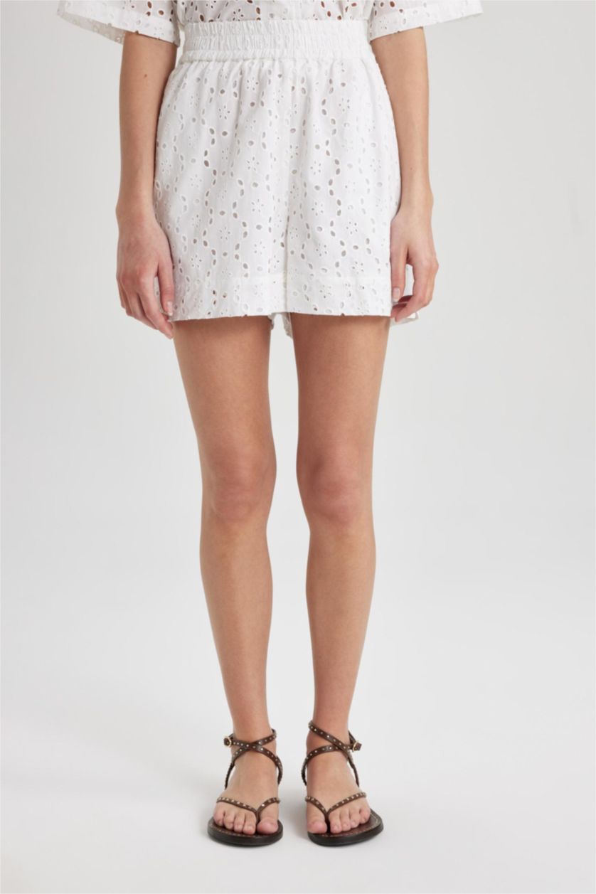 WOMAN White Regular Fit High Waist Embroidery Shorts