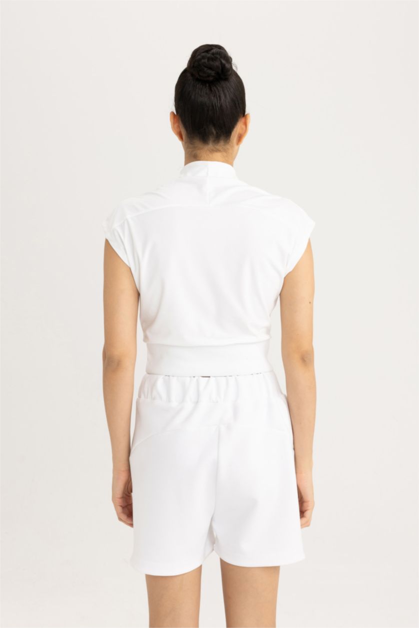 Kadın Beyaz DeFactoFit Crop Dik Yaka Sporcu Kısa Kollu Ağır Kumaş Tişört