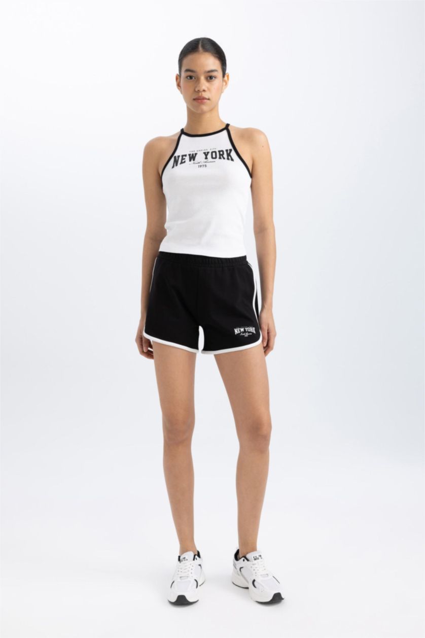 نساء أسود شورت قصير بطبعة شعار من DeFactoFit