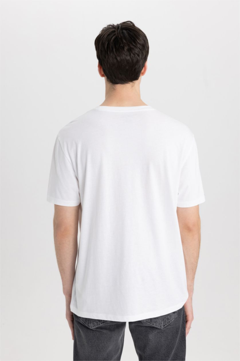 Erkek Beyaz %100 Pamuk Regular Fit Bisiklet Yaka Baskılı Kısa Kollu Tişört