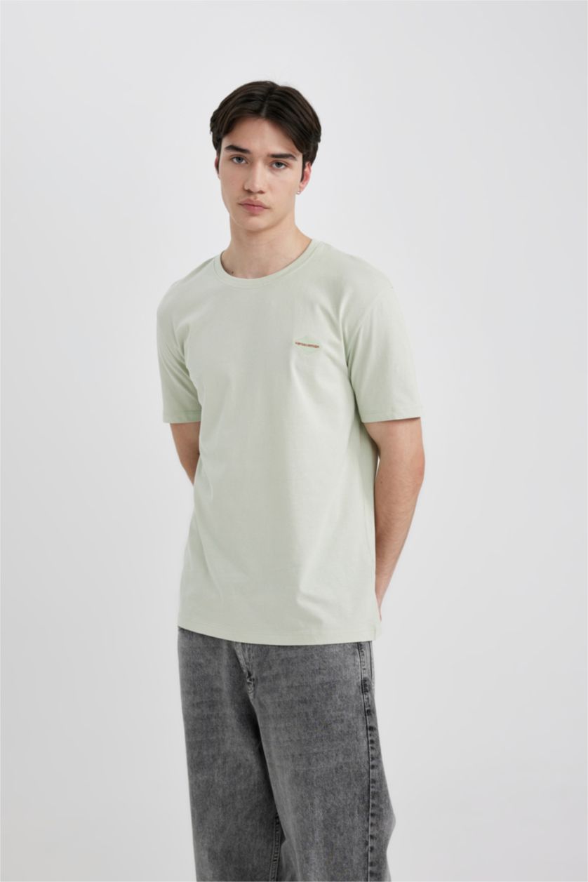 MAN Mint Regular Fit Crew Neck Printed T-Shirt