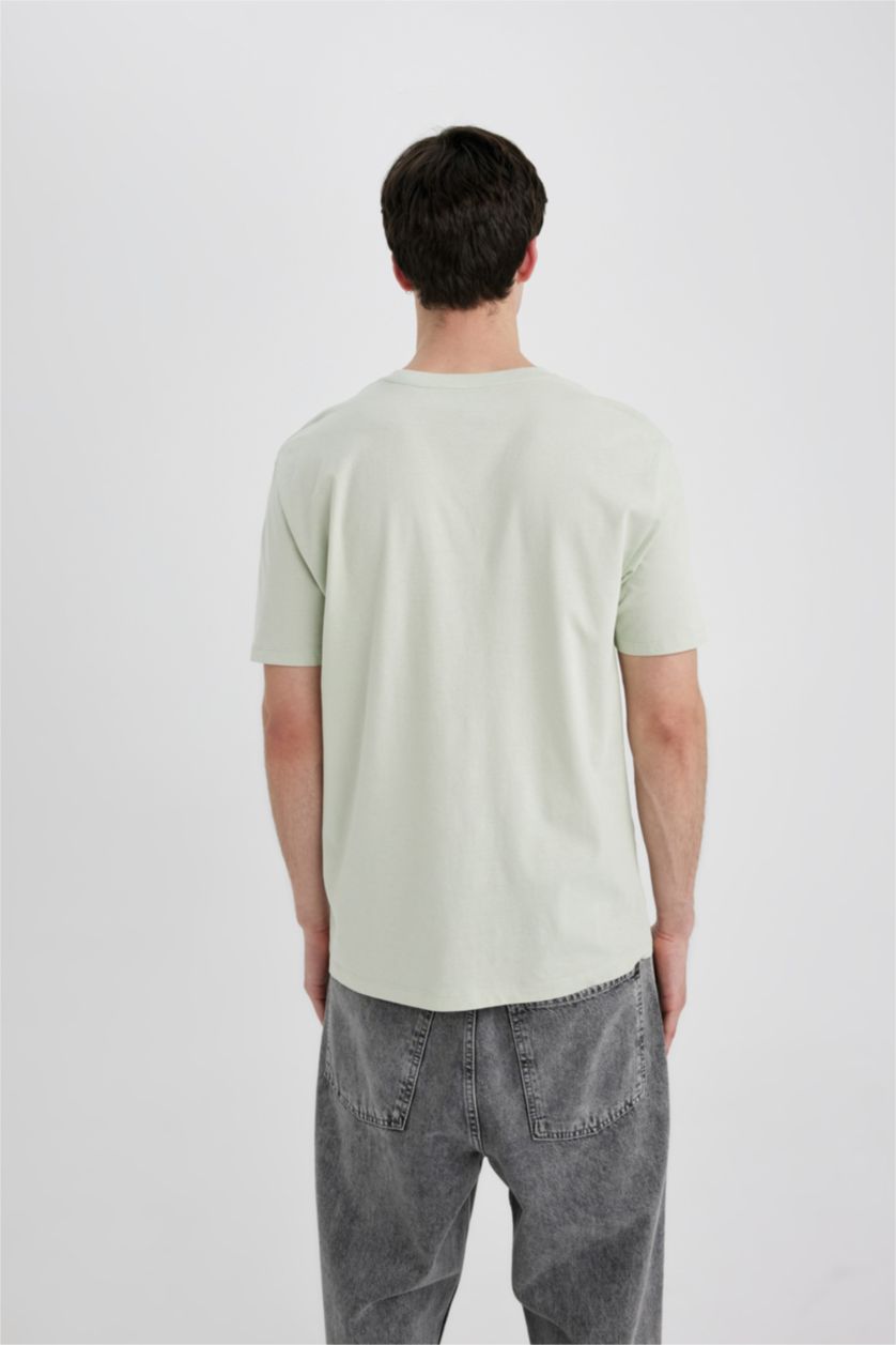 MAN Mint Regular Fit Crew Neck Printed T-Shirt