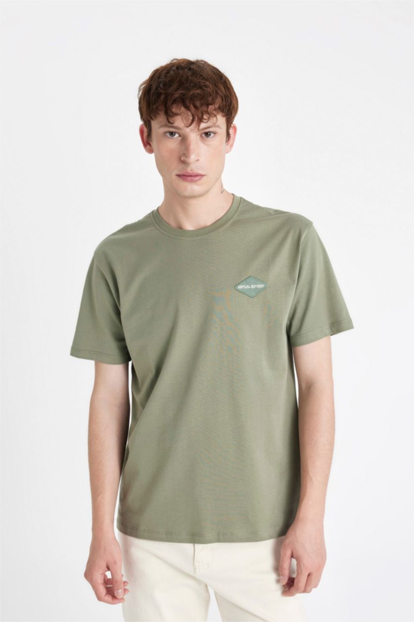 رجالي كاكي تيشيرت نص كم مطبوع قصة عادية