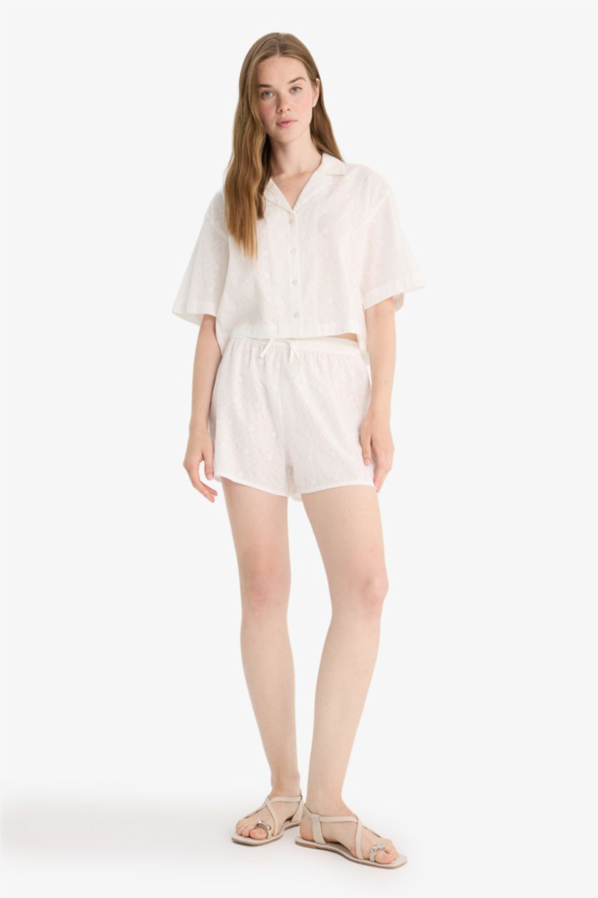 Kadın Kırık Beyaz Oversıze Pijama Yaka Nakışlı Brode Kısa Kollu Gömlek