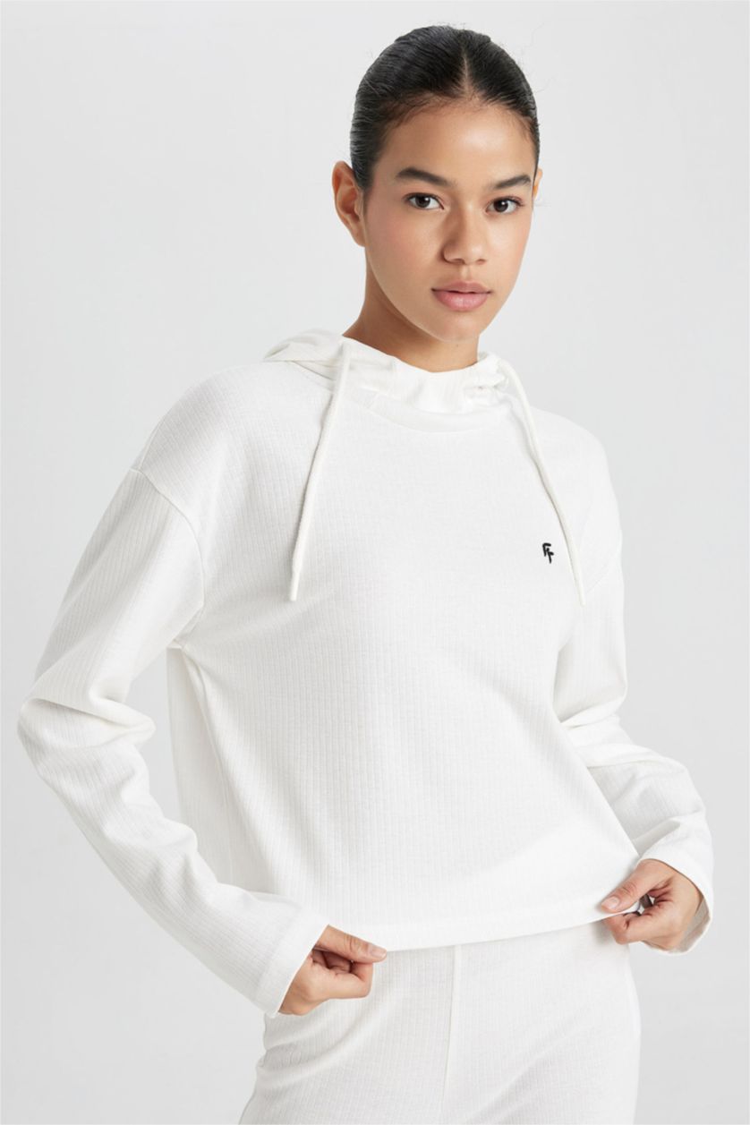 FEMME Écru T-Shirt Coupe Standard à Manches Longues Brodé à Capuche DeFactofit