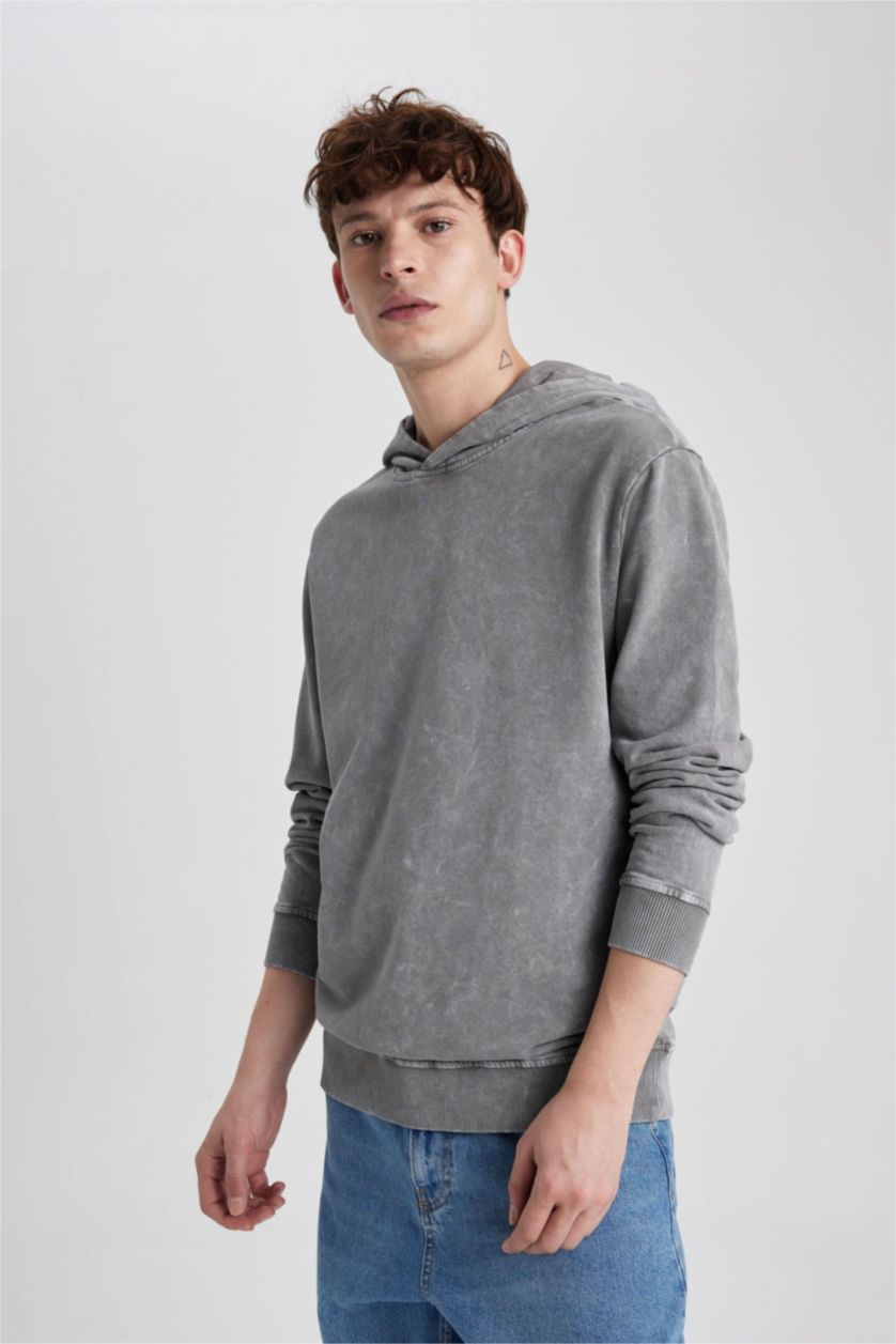 MAN Grey Regular Fit Hooded Washed Effect Basic Sweatshirt