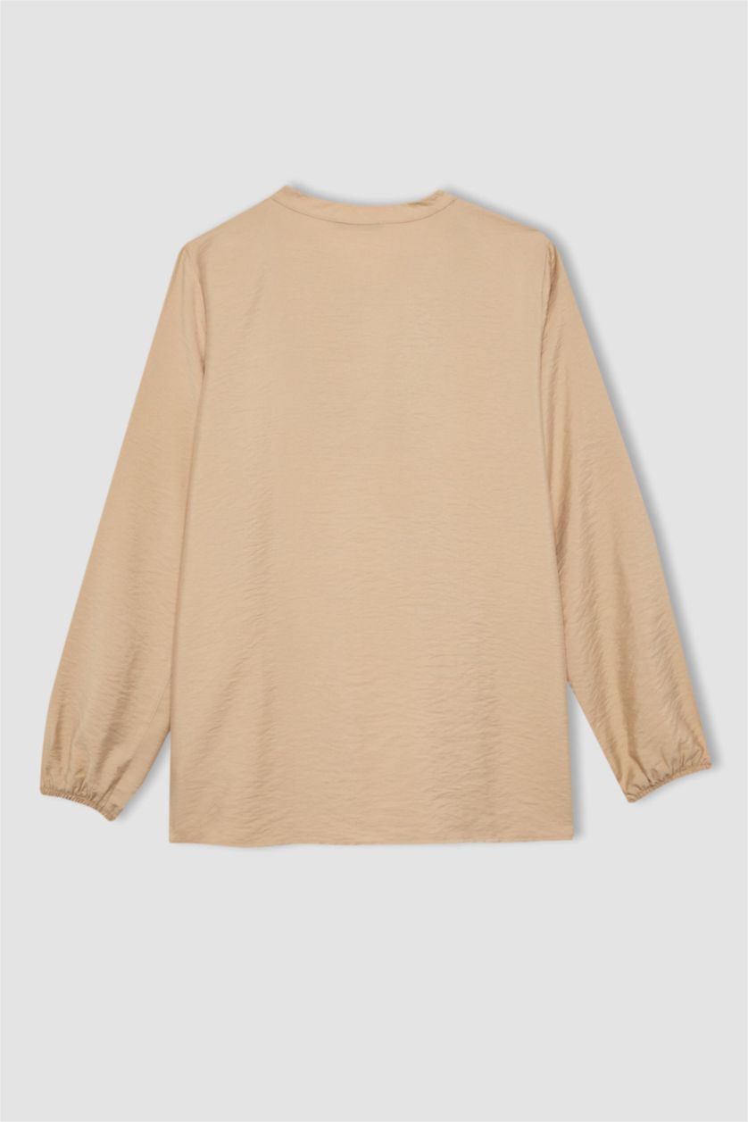 FEMME Beige Blouse coupe régulière à Manches Longues et Col Rond