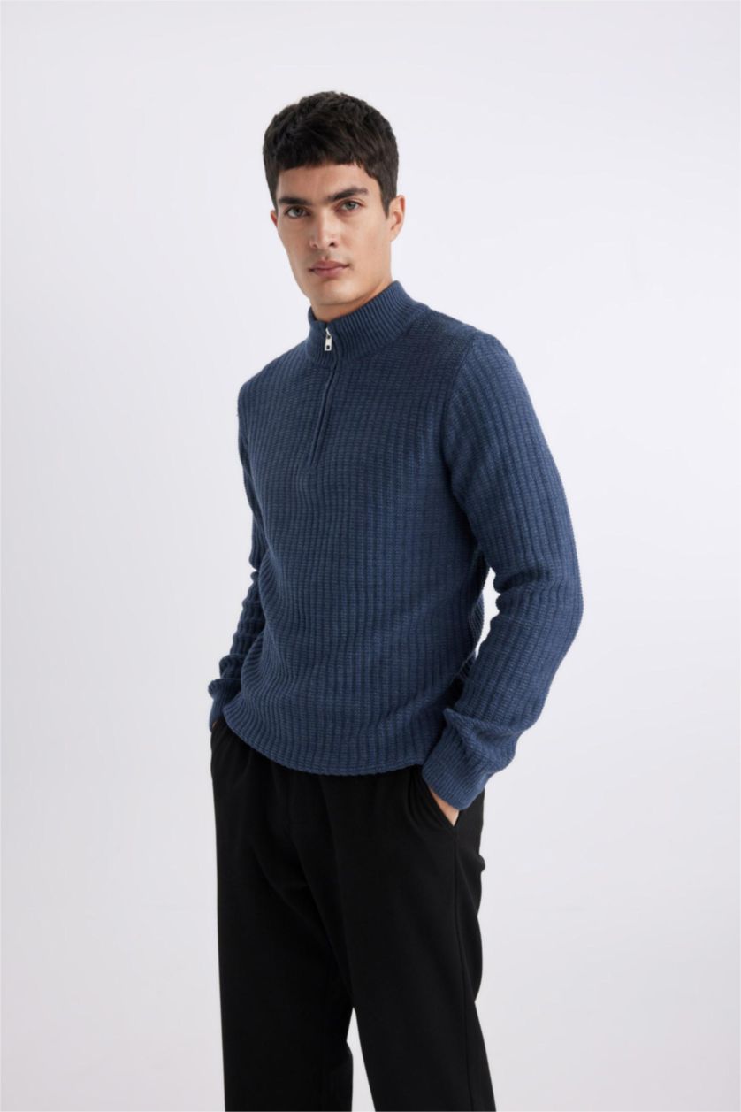 رجال نيلي بلوز تريكو قصة عادية بياخة عالية بسحاب