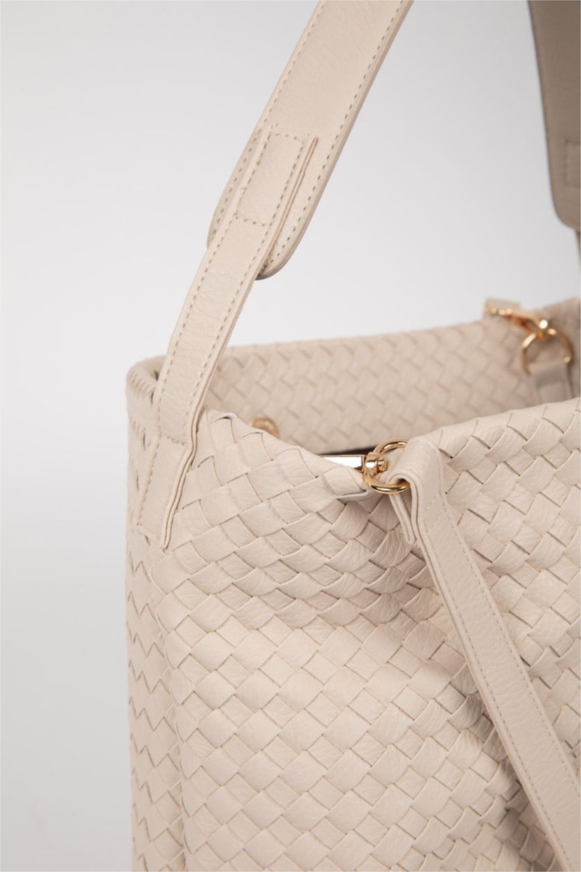 Kadın Bej Kadın Örgü Desenli Büyük Suni Deri Omuz Çantası