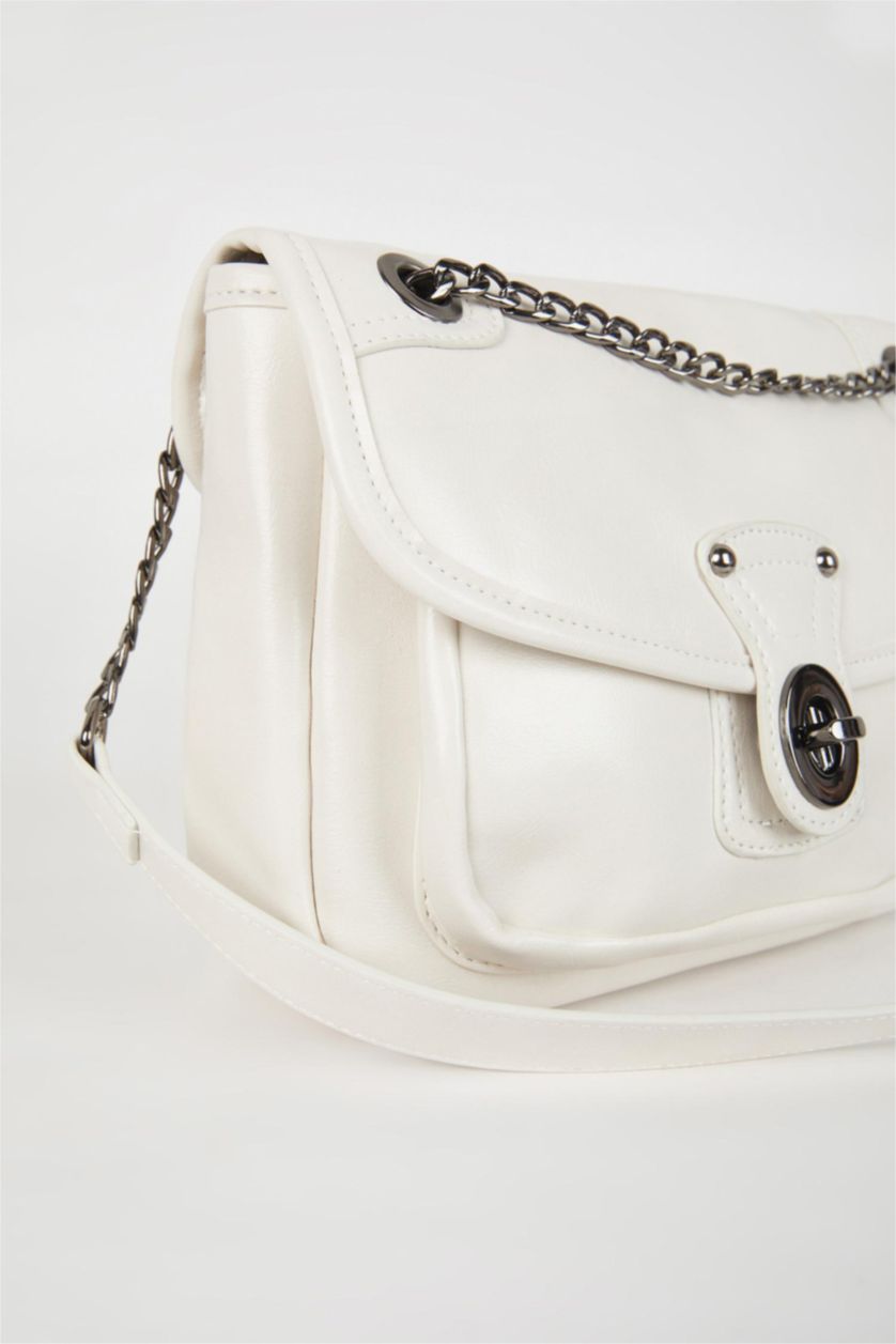 Kadın Bej Kadın Toka Detaylı Suni Deri Omuz Çantası