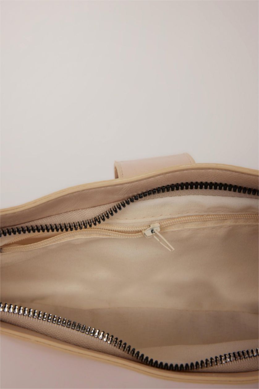 Kadın Bej Kadın Toka Detaylı Suni Deri Omuz Çantası