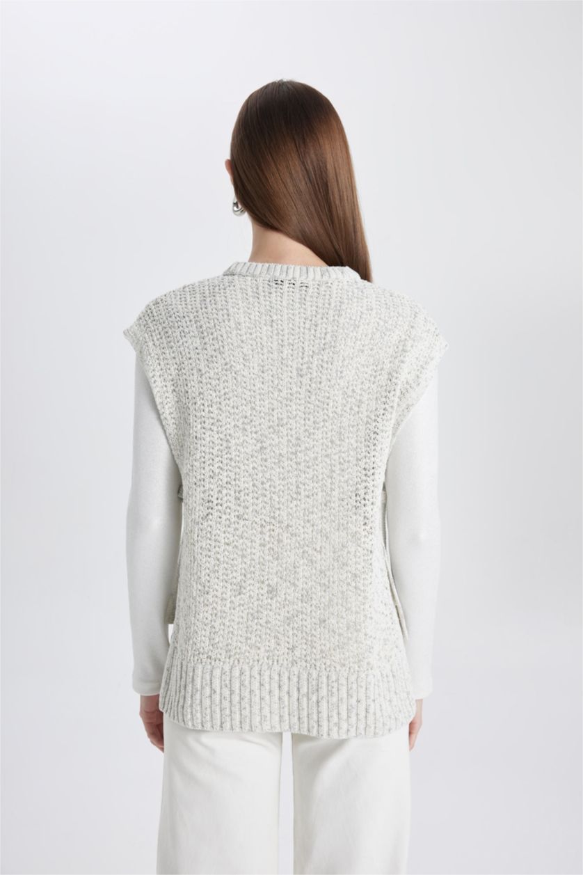 WOMAN Ecru Regular Fit Crew Neck Vest