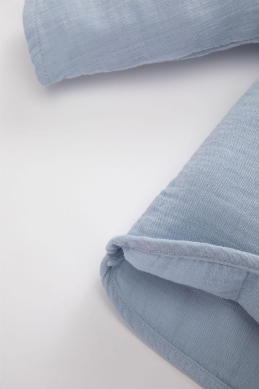 مولود ذكر أزرق فاتح طقم ولادي قميص وسروال موسلين - قطعتين