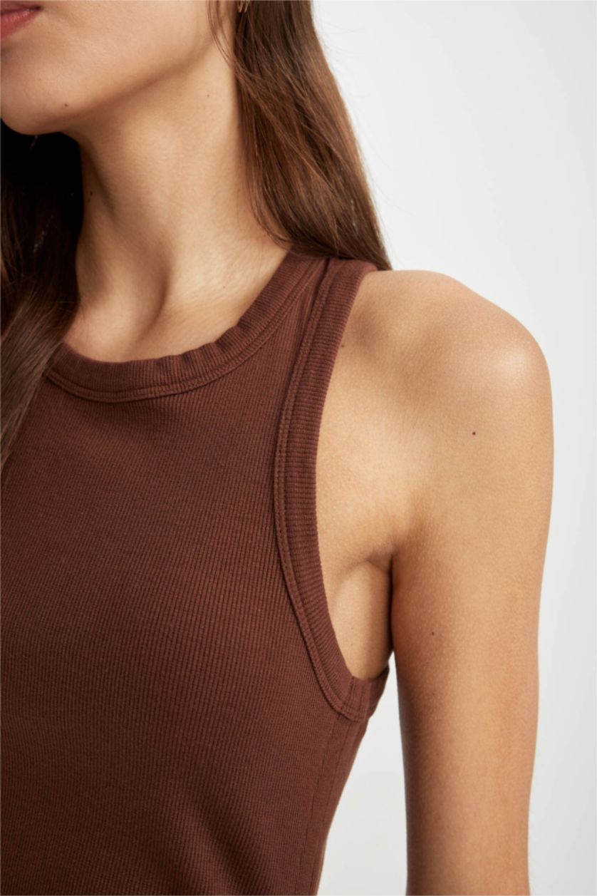 Kadın Kahve Bodycon Vücudu Saran Yuvarlak Yaka Fitilli Kaşkorse Kolsuz Mini Elbise