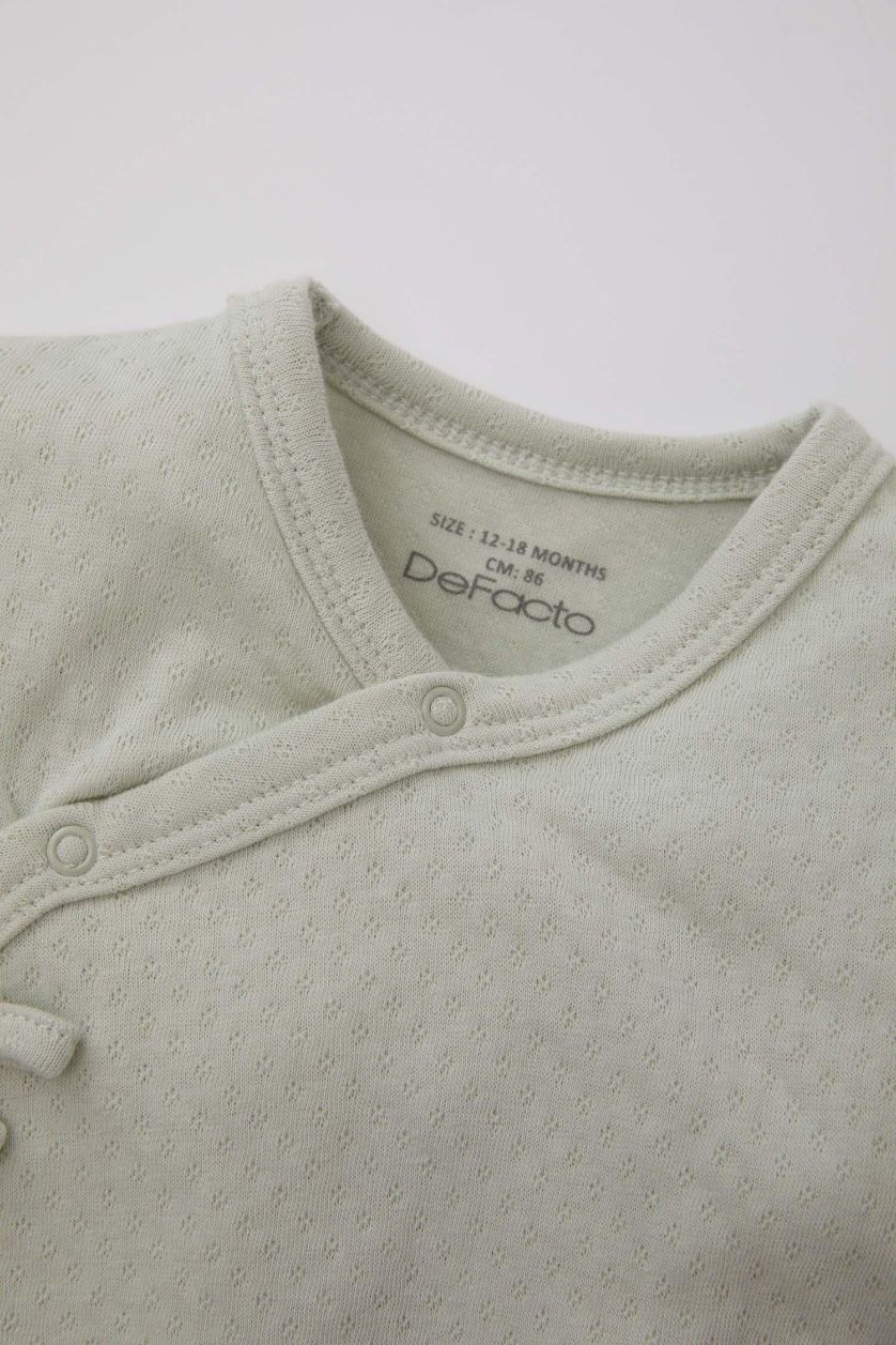 طفلة صغيرة نعناع جمبسوت بيبي بناتي حديثي الولادة