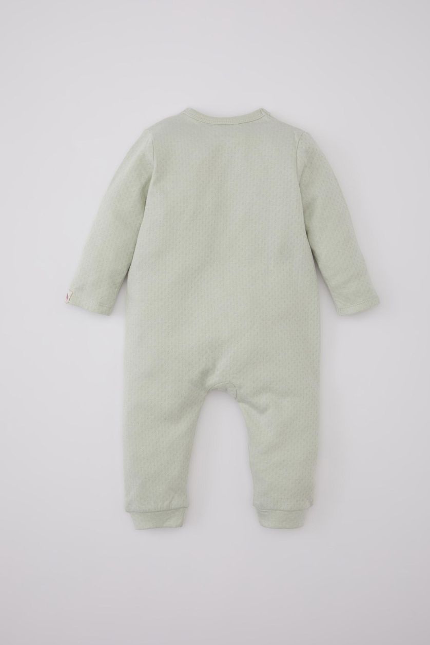 طفلة صغيرة نعناع جمبسوت بيبي بناتي حديثي الولادة