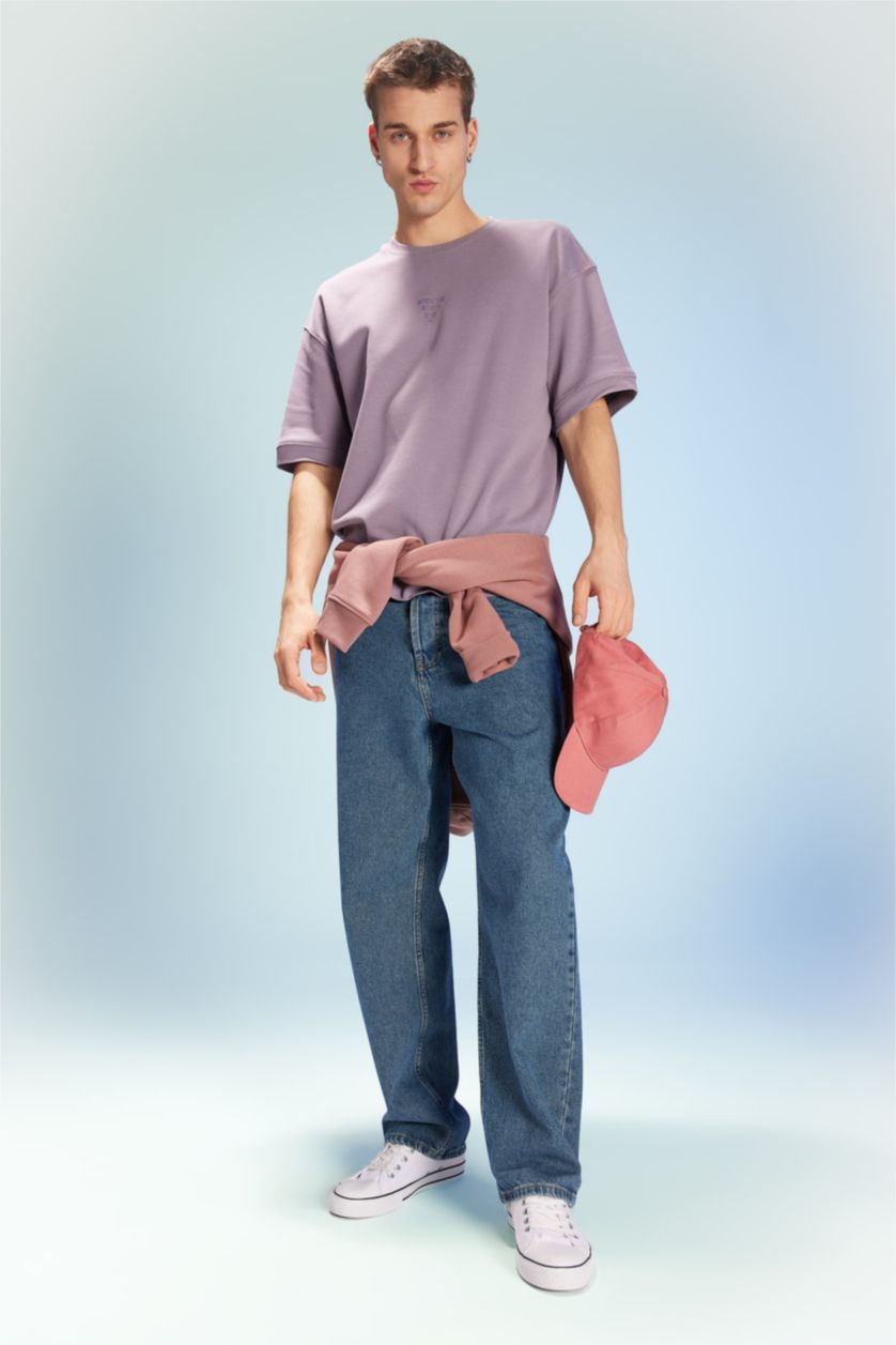 رجال أرجواني تيشيرت محبوك بطبعة شعار قصة فضفاضة