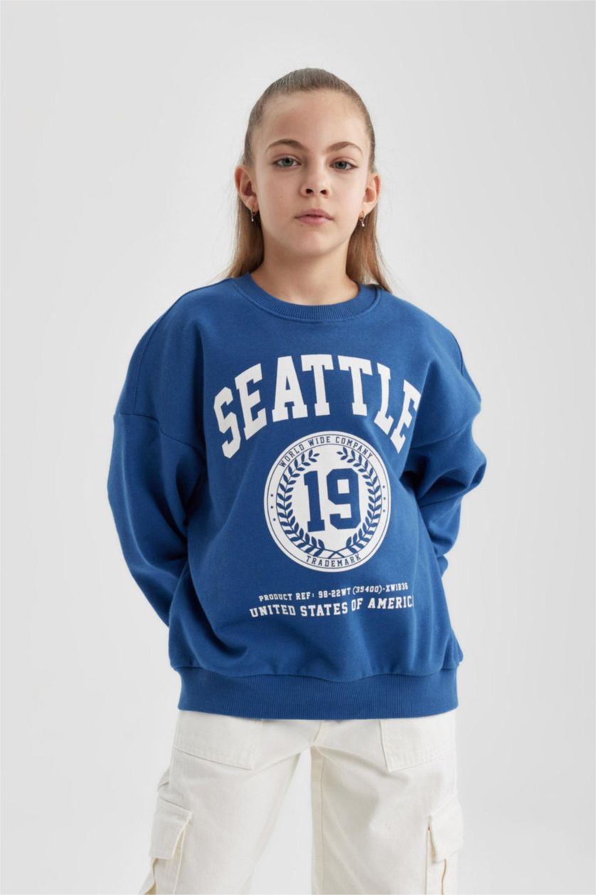 GIRLS & TEENS Blue Girl Oversize Fit Crew Neck Printed Sweatshirt