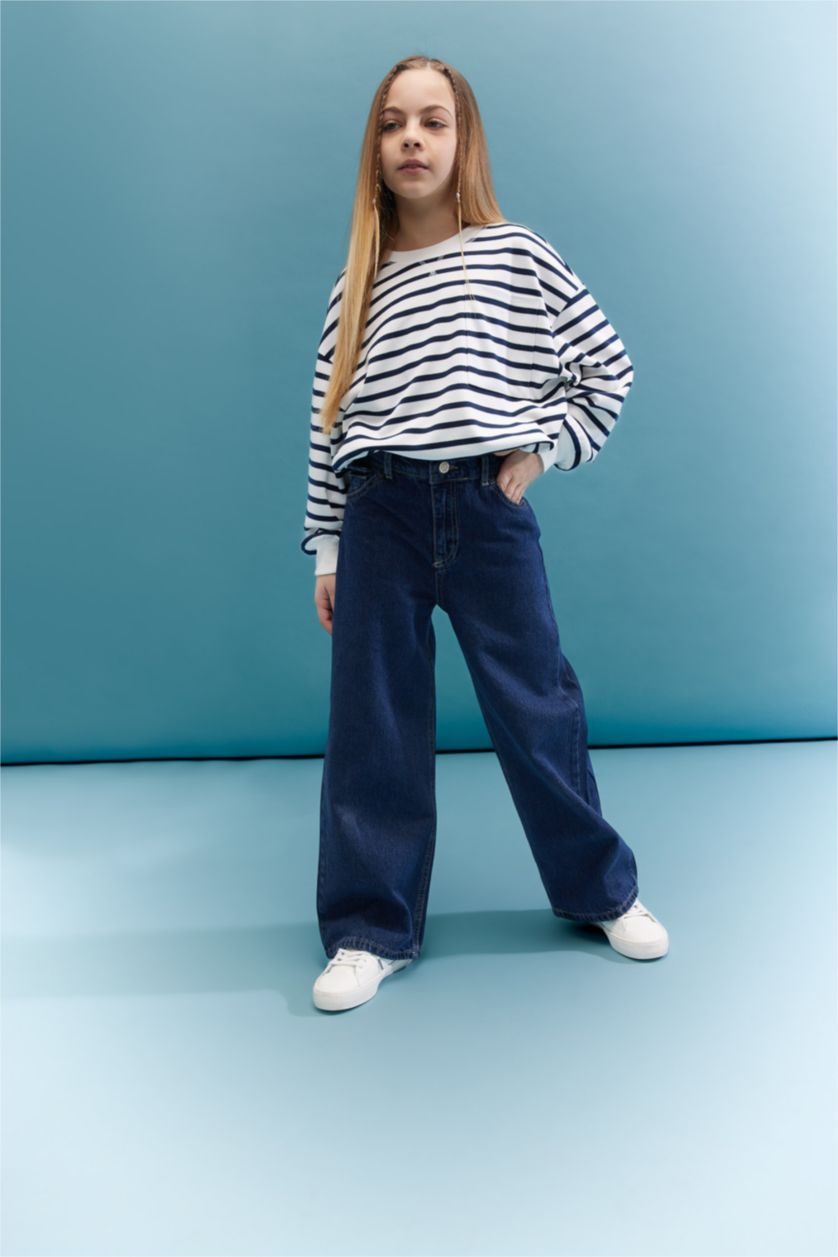 بنات كحلي سويت شيرت مخطط بناتي قصة عادية بجيب