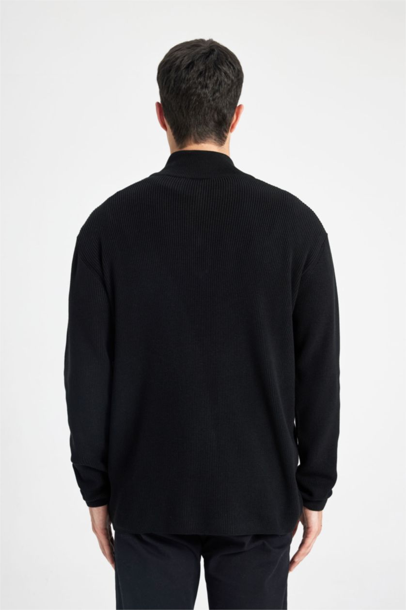 Erkek Siyah Loose Fıt Triko Kazak