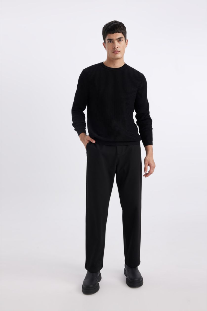 رجالي أسود بلوفر تريكو قصة عادية برقبة مستديرة