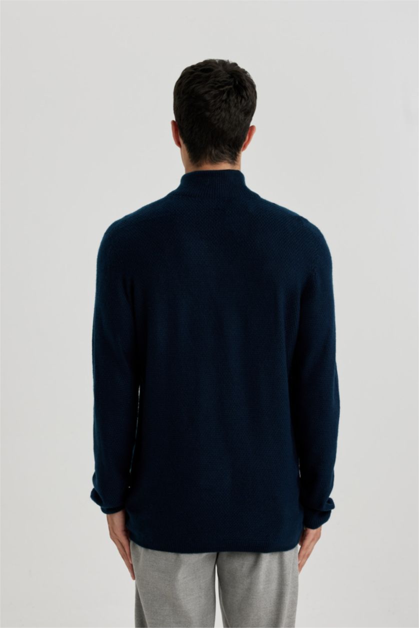 MAN NAVY Standard Fit Turtleneck Basic Knitted Pullover