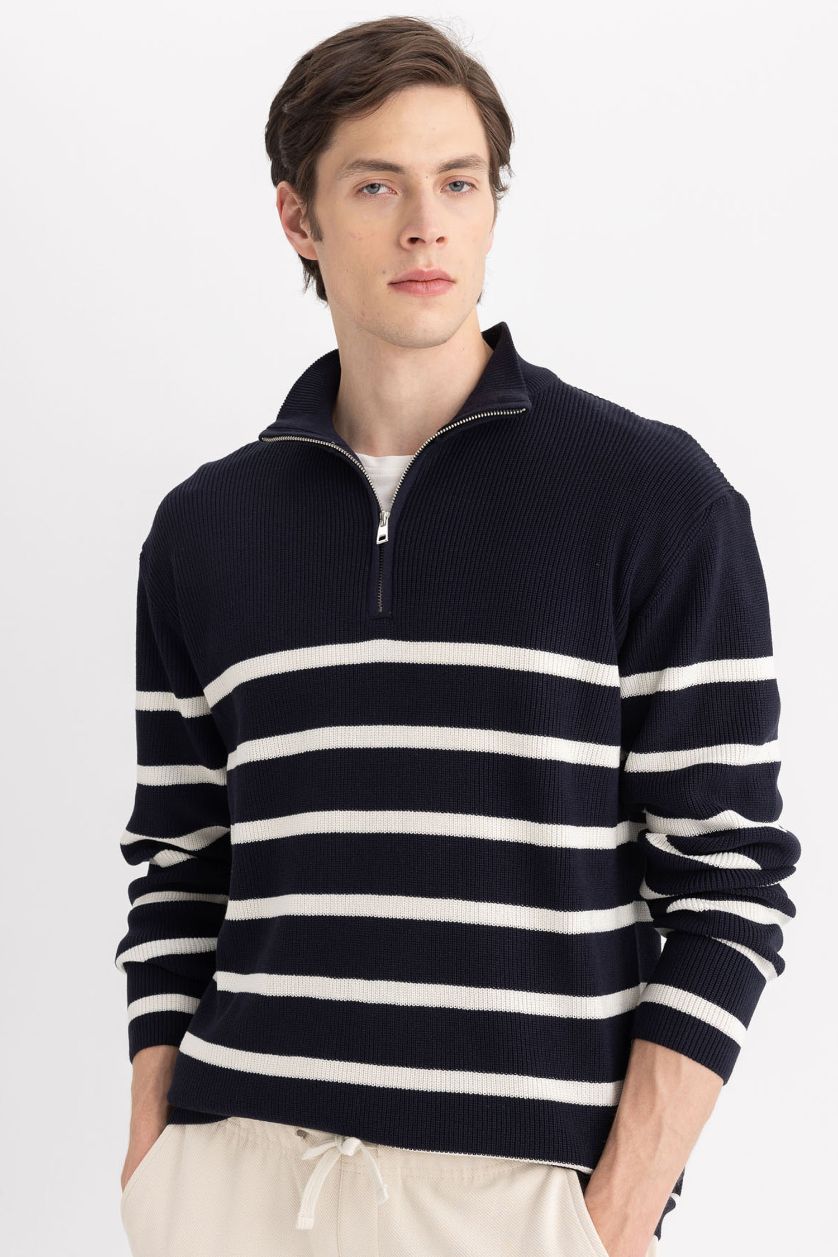 Erkek Lacivert Standart Fit Normal Kesim Dik Yaka Fermuarlı Çizgili Triko Kazak