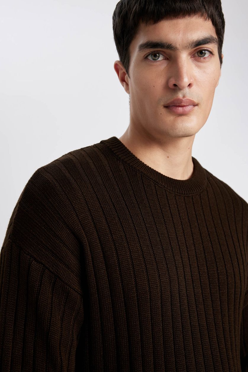 Erkek Kahve Relax Fit Bisiklet Yaka Basic Düz Triko Kazak