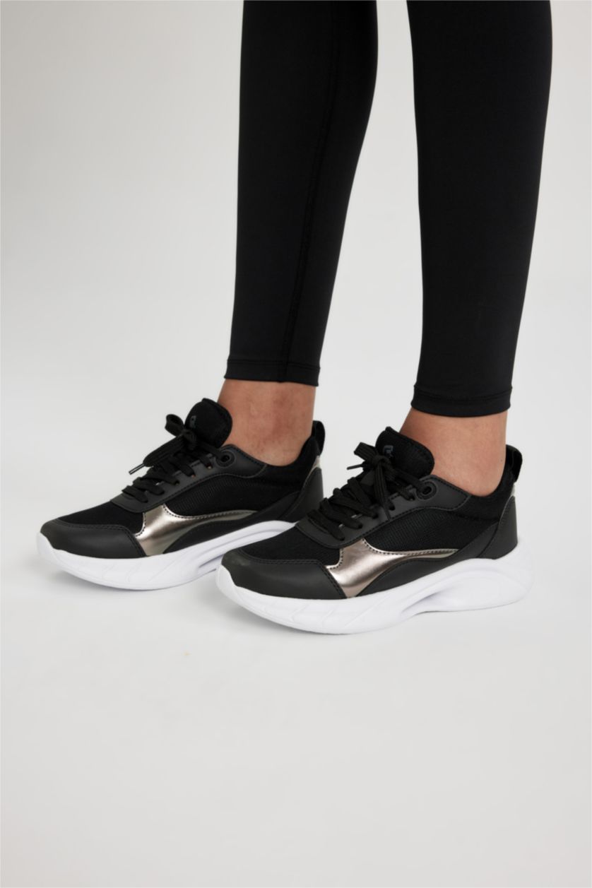 حريمي أسود حذاء رياضي حريمي جلد صناعي برباط