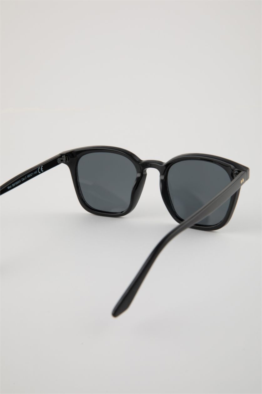 FEMME Noir Lunettes de Soleil Carrées en Plastique pour Femme