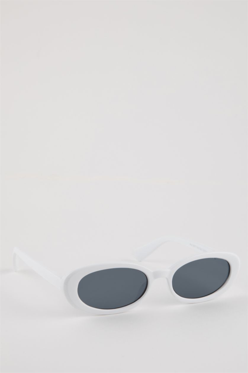 Kadın Kırık Beyaz Kadın Oval Güneş Gözlüğü