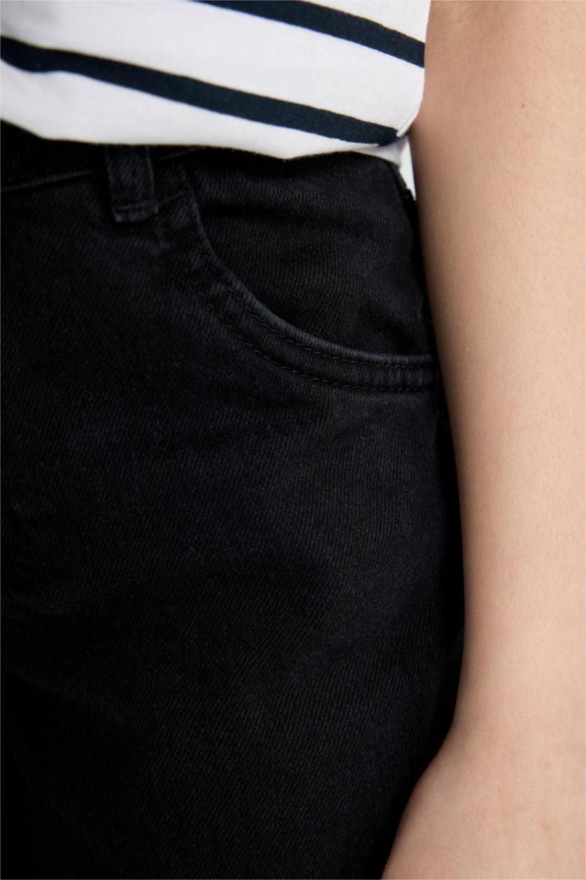 GIRLS & TEENS Black Girl Baggy Jeans