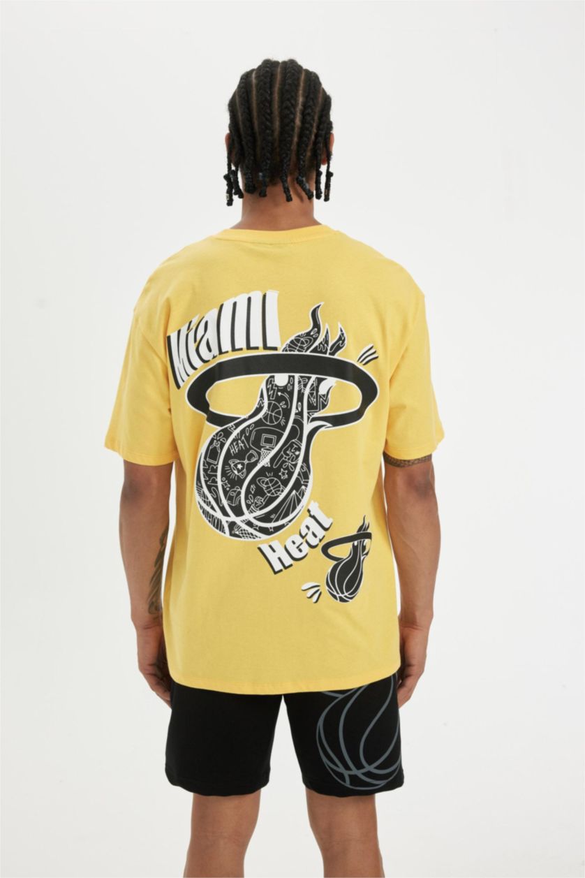 رجالي أصفر تيشيرت أوفر سايز برقبة مستديرة من ميامي هيت DeFactoFit