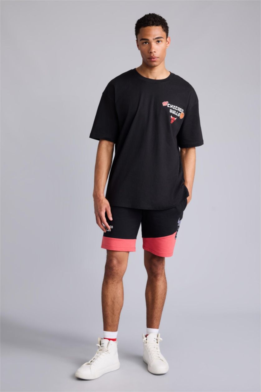 HOMME Noir Short droit NBA Chicago Bulls Coupe standard