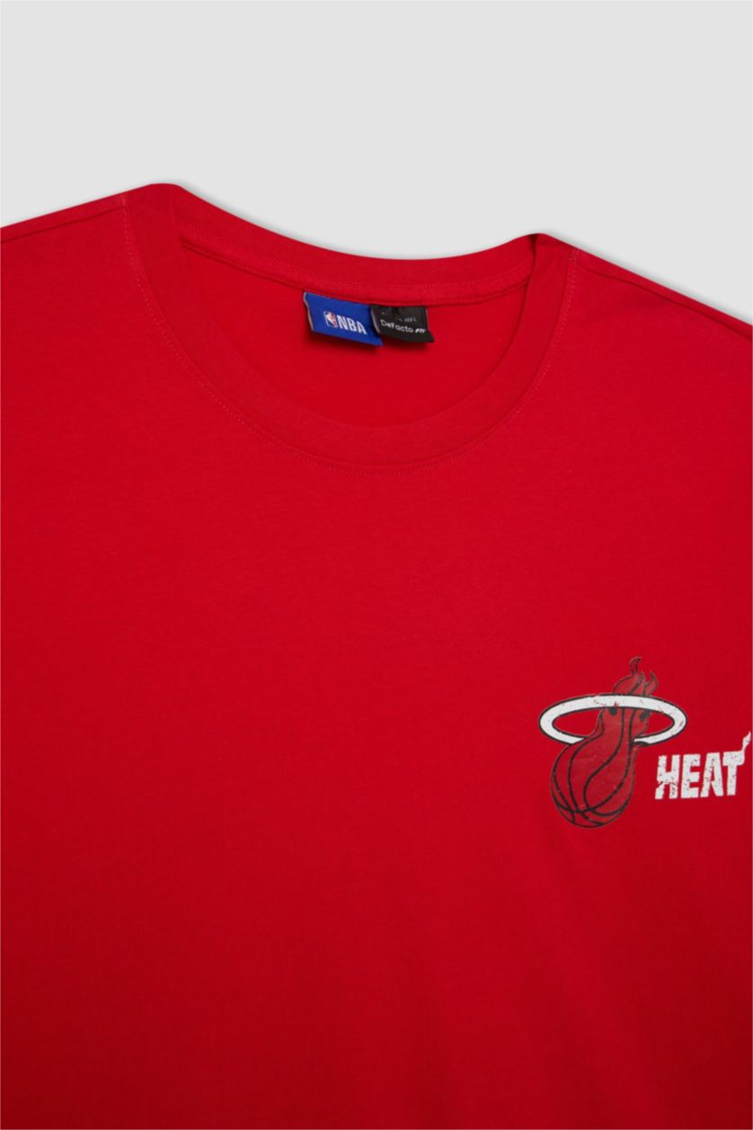 Erkek Kırmızı DeFactoFit NBA Miami Heat Boxy Fit Bisiklet Yaka Kısa Kollu Tişört
