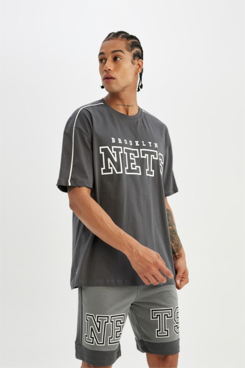 MAN Grey DeFactoFit NBA Brooklyn Nets Standard Fit Crop Shorts