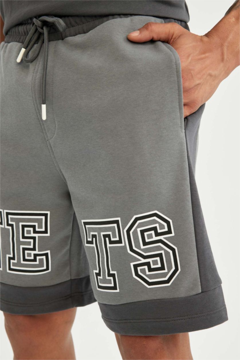 MAN Grey DeFactoFit NBA Brooklyn Nets Standard Fit Crop Shorts